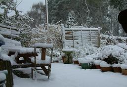 Click for larger image (1,500×1,024) Patio with dramatically more snow on it.