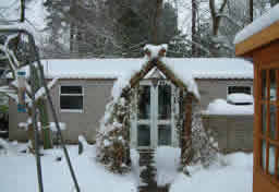 Dad&rsquo;s workshop looks like Xmas cake with icing!