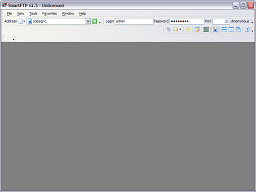 SmartFTP&rsquo;s main window with misaligned toolbars.